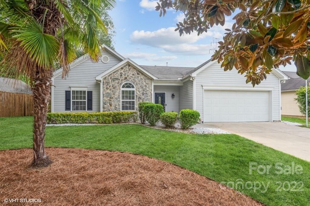 Property Photo: 12222 Landen Drive NC 28277