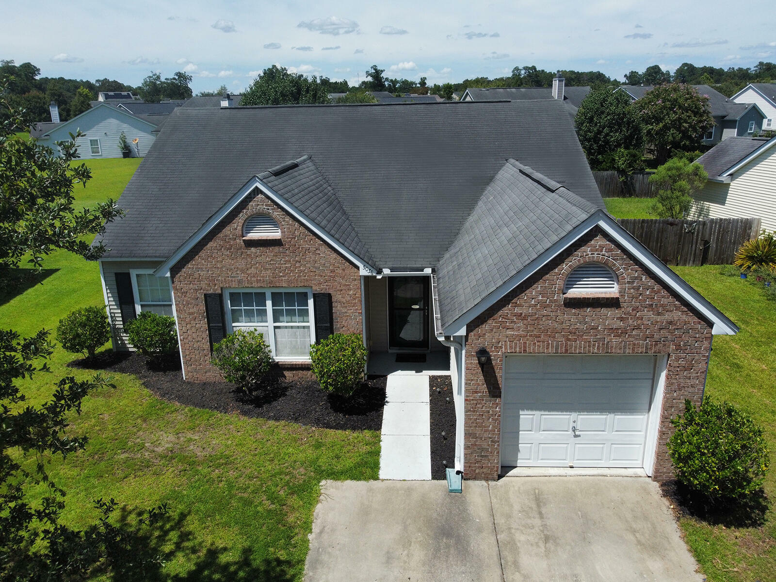Property Photo: 5036 Thornton Drive SC 29485