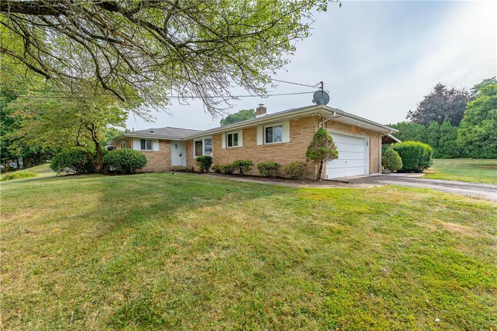 Property Photo:  5050 Homestead Drive  PA 18036 