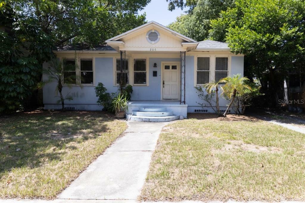 Property Photo:  206 N Albany Avenue  FL 33606 