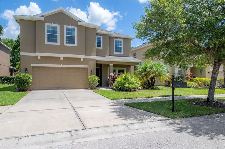 Property Photo: 9624 Oak Glade Avenue FL 33647