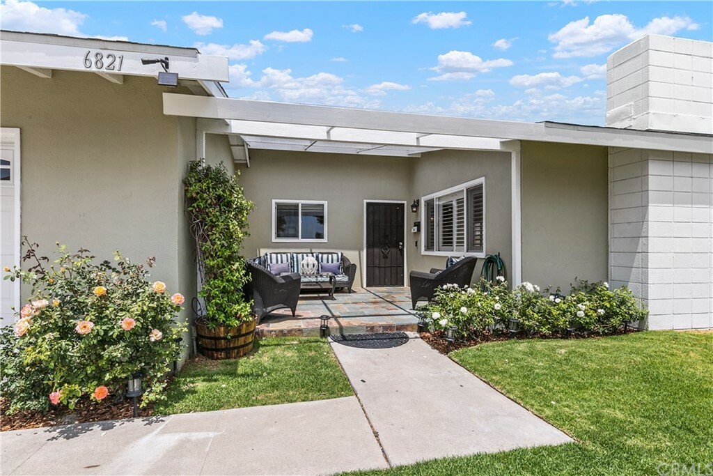 Property Photo: 6821 Cumberland Drive CA 92647