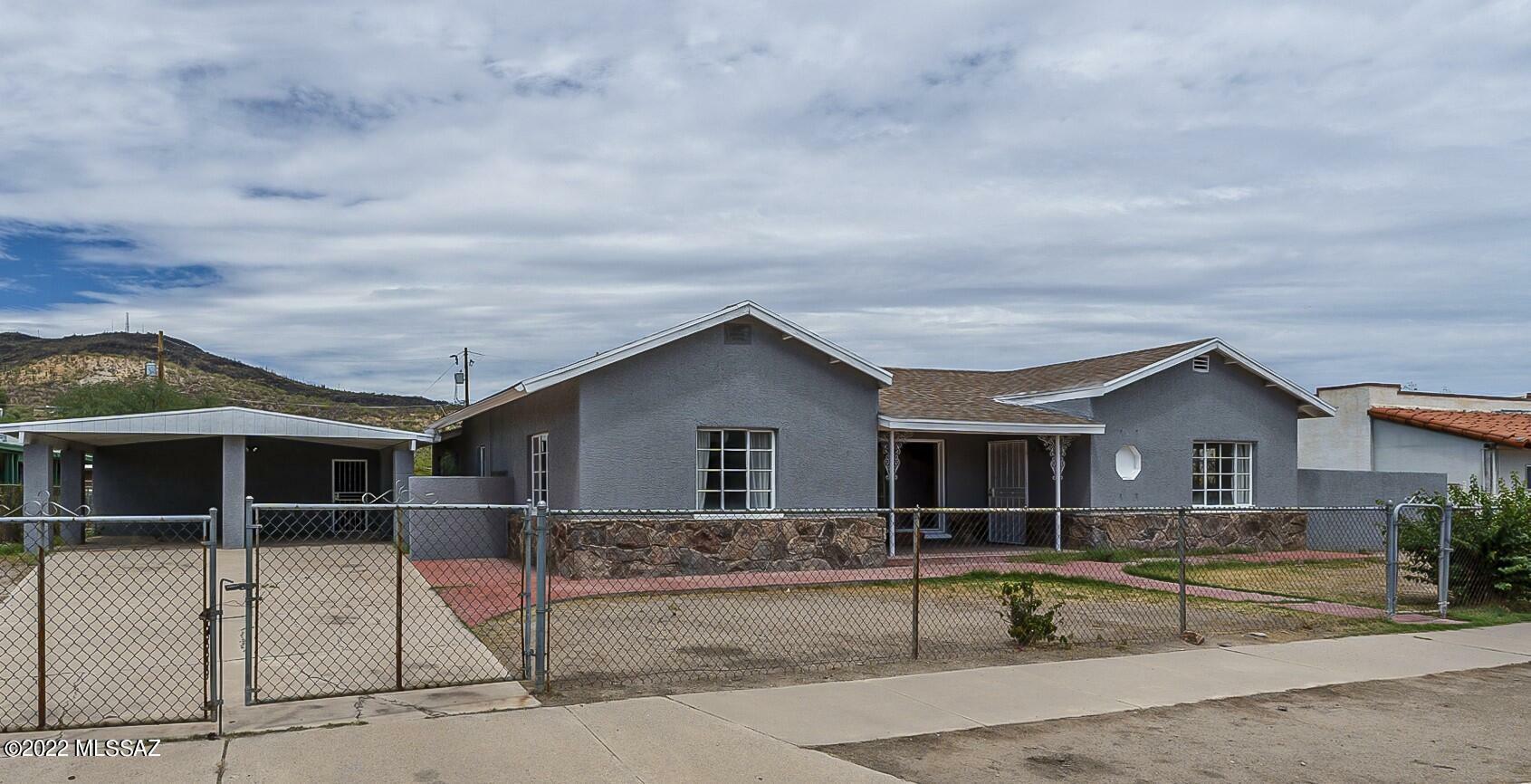 Property Photo:  118 S Melrose Avenue  AZ 85745 