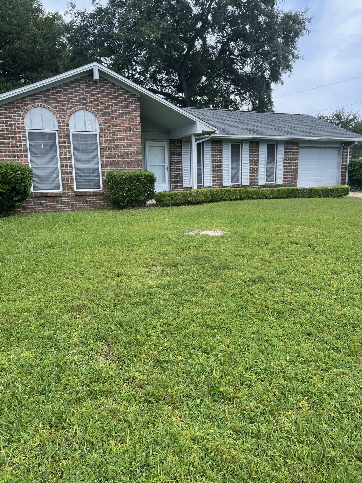 Property Photo: 74 Spinnaker Lane FL 32579
