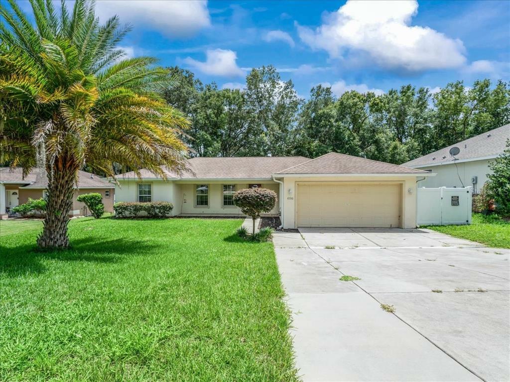 Property Photo:  8700 SE 158th Street  FL 34491 