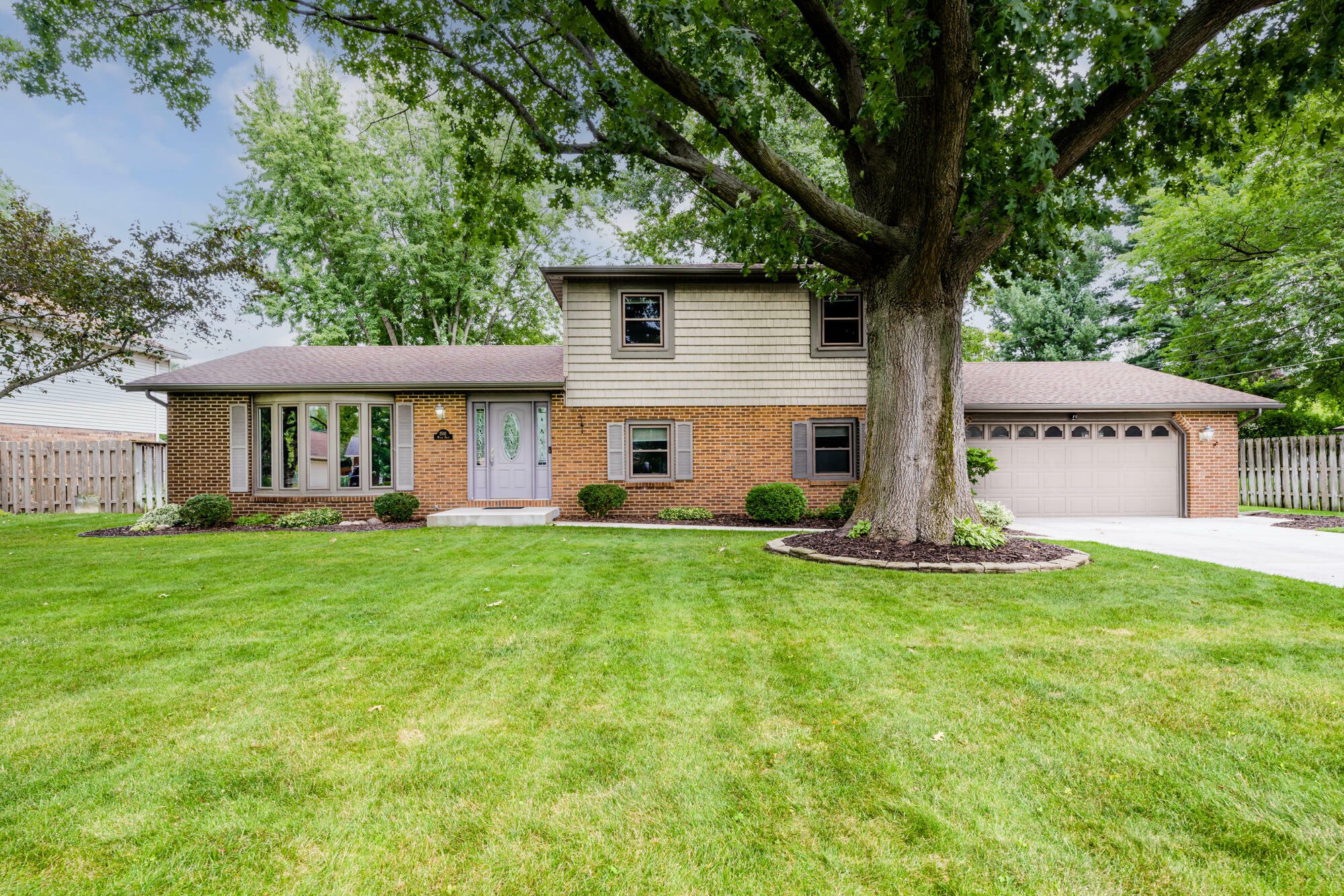 Property Photo:  1501 Manor Drive  MI 49085 