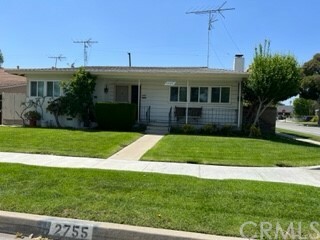 Property Photo:  2755 Knoxville Avenue  CA 90815 