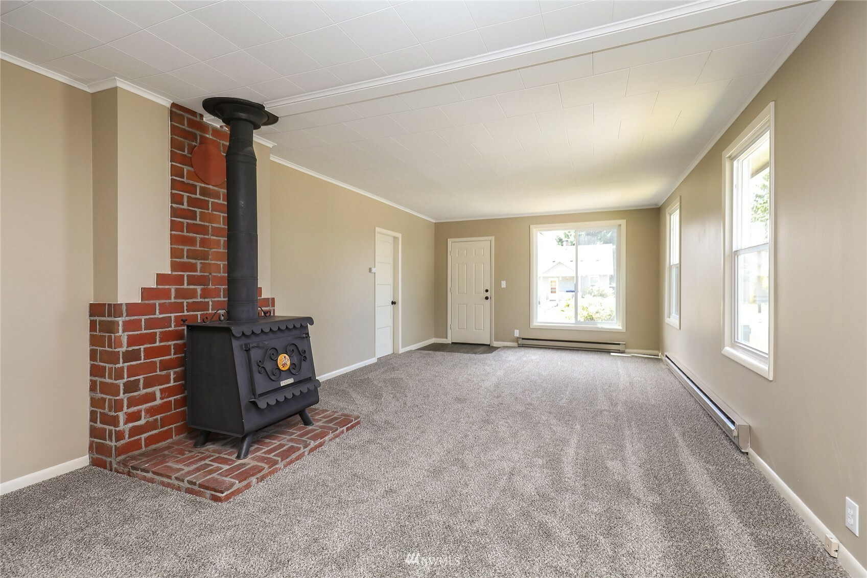 Property Photo:  208 Monroe Street  WA 98581 