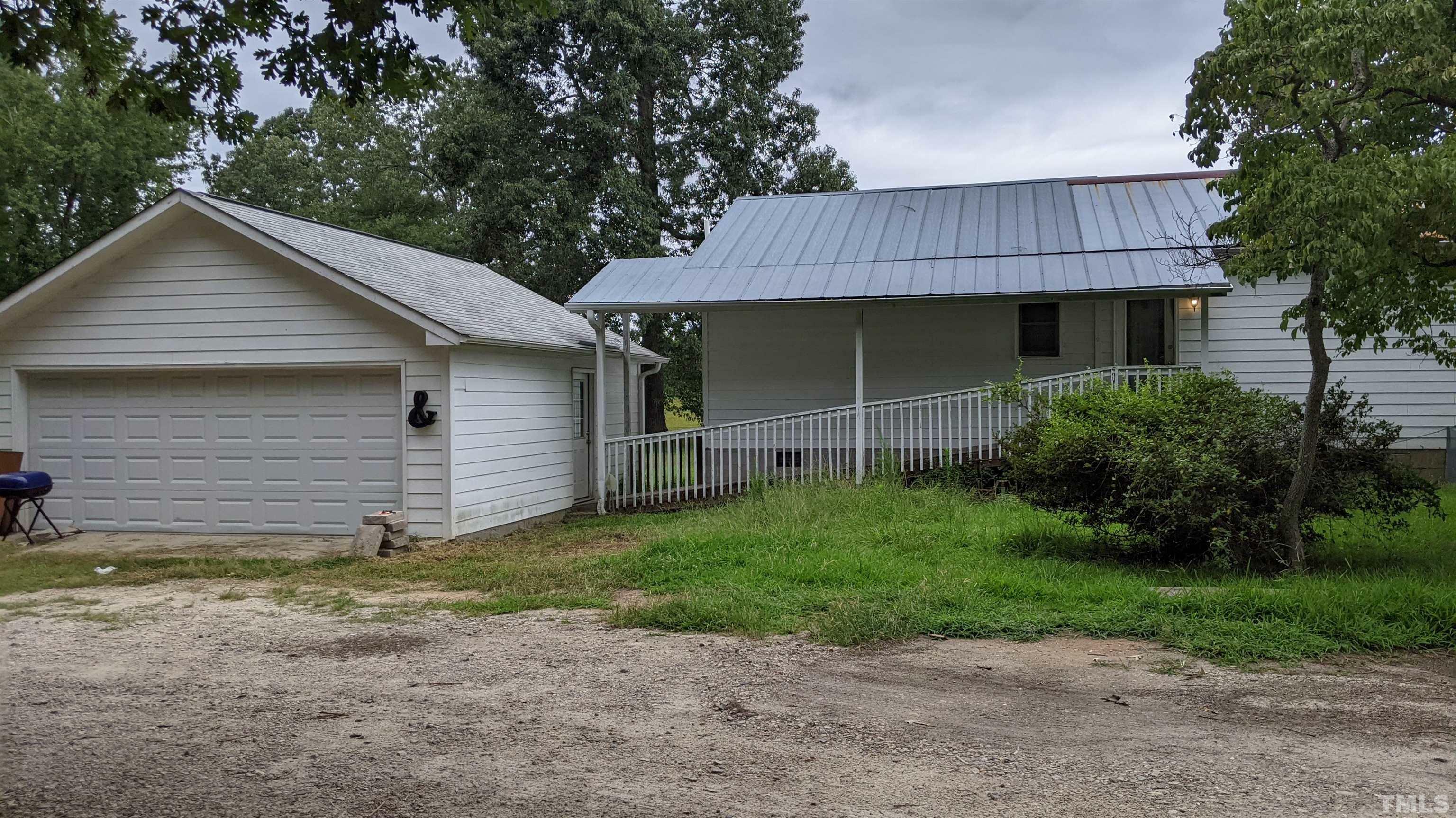 Property Photo: 5424 Barham Siding Road NC 27587