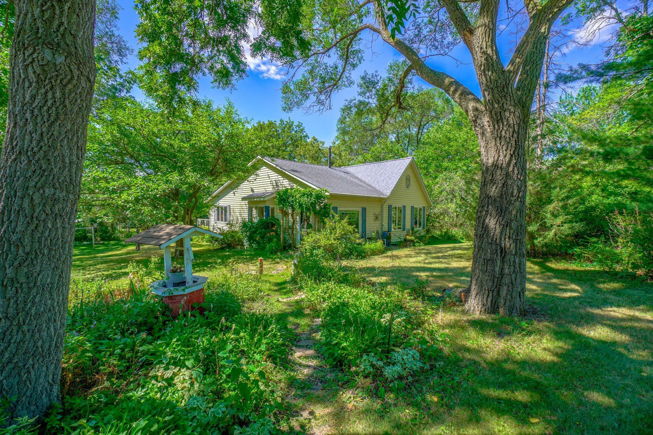 Property Photo:  604 Laurel Avenue  WI 54016 