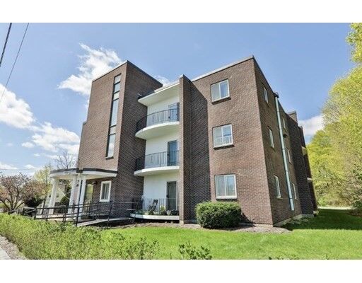 Property Photo:  459 Willard St 301  MA 02169 