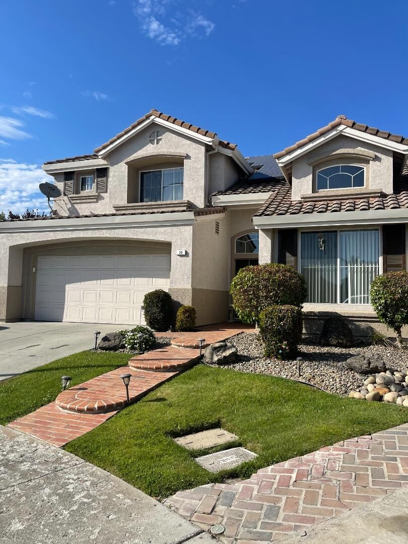 Property Photo: 20 Astor Circle CA 93906