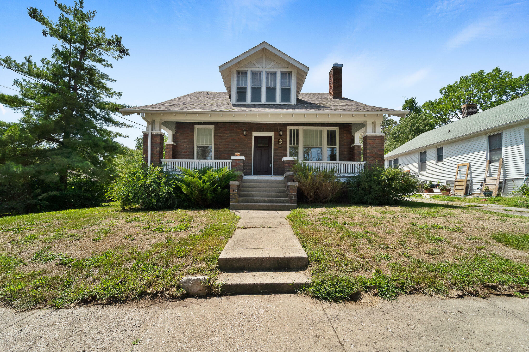 Property Photo:  821 Center Street  MO 65251 