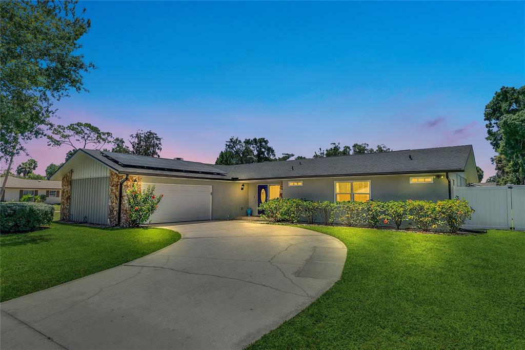 Property Photo:  300 Larkwood Drive  FL 32771 