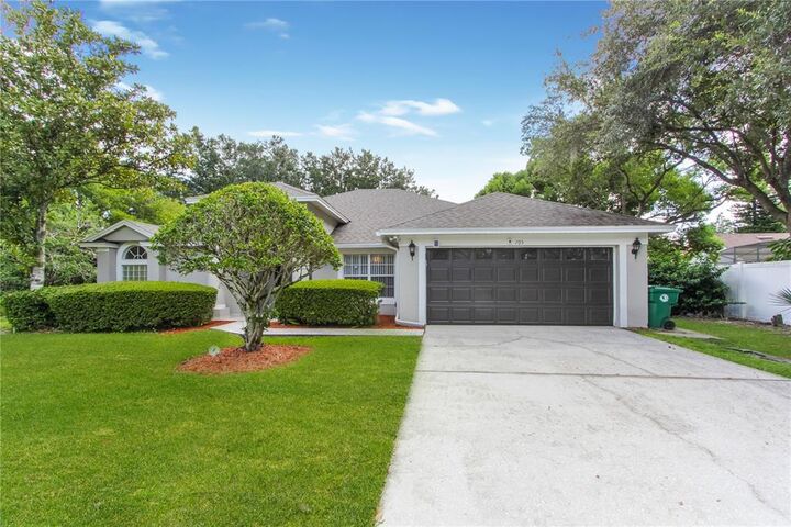 Property Photo:  705 Silkwood Court  FL 32746 