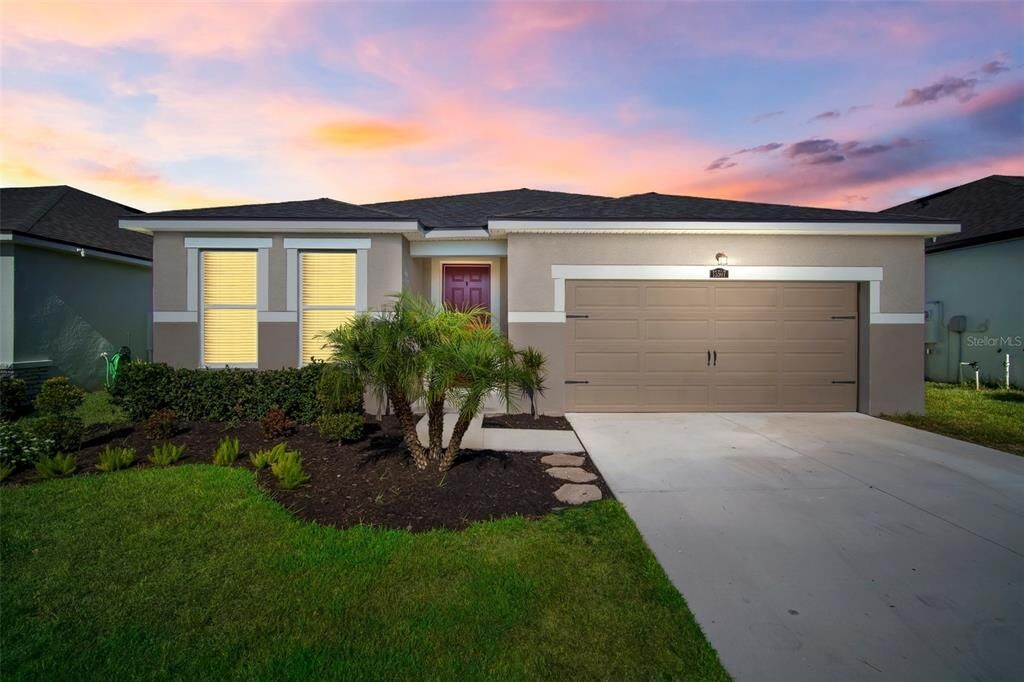 Property Photo:  13507 Texas Sage Place  FL 33579 