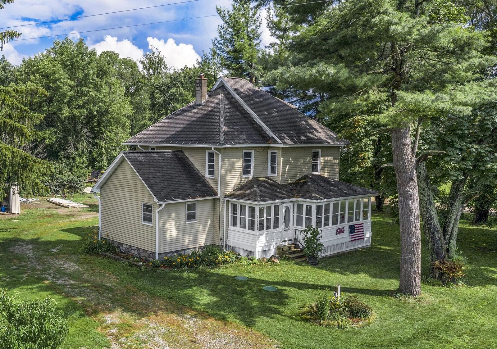 Property Photo:  14981 N Uldriks Road  MI 49017 