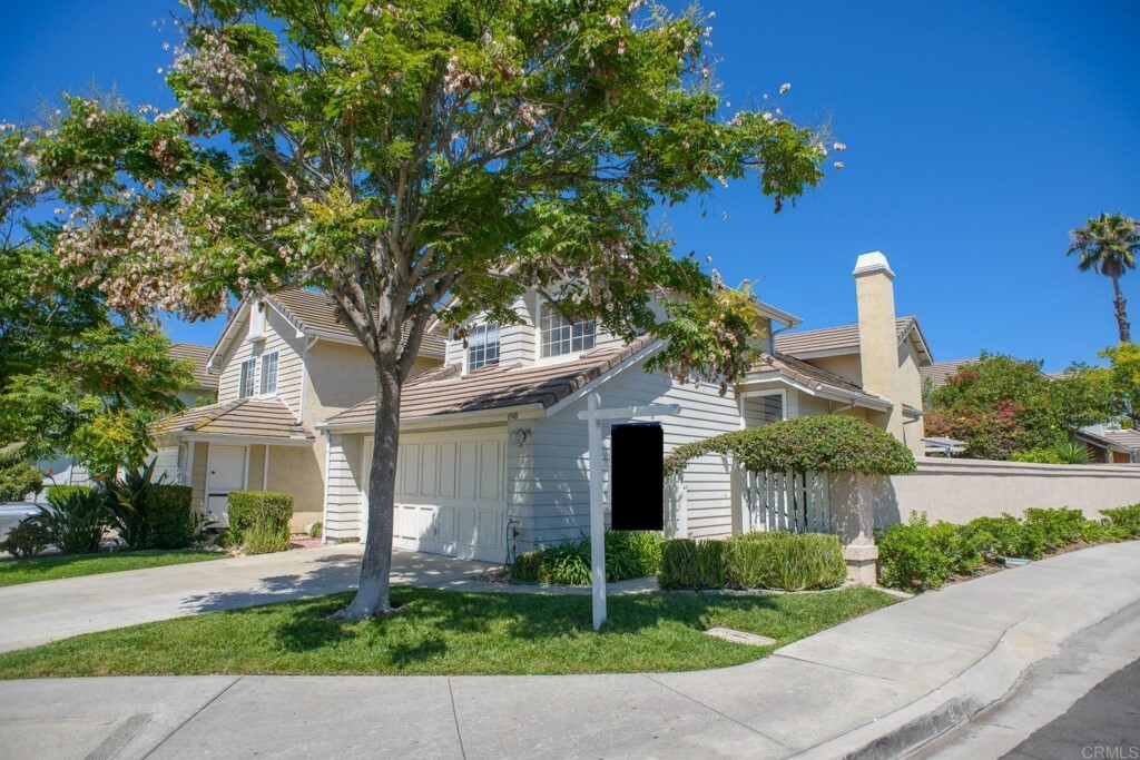 Property Photo: 6948 Worchester Place CA 92126