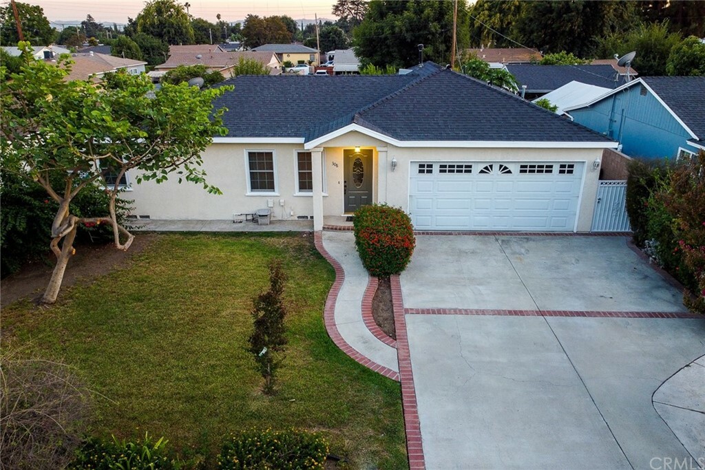 Property Photo:  308 E El Sur Street  CA 91016 
