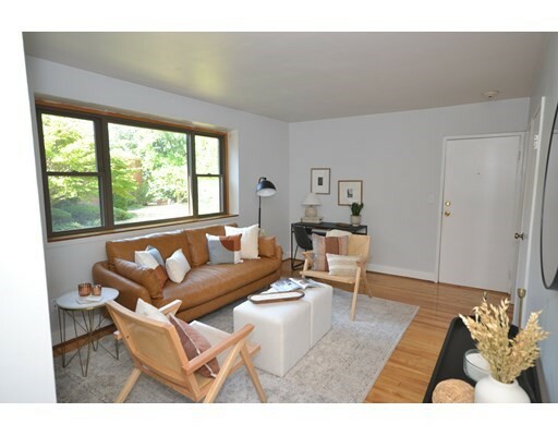 Property Photo:  83 Norwood Ave 4  MA 02459 