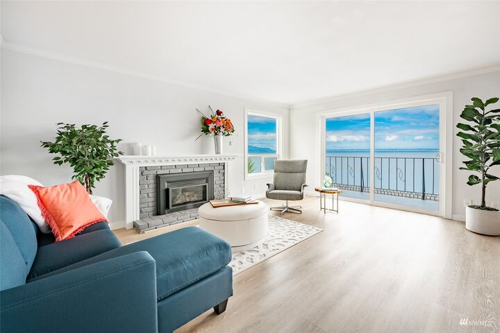 Property Photo:  500 S State Street D  WA 98225