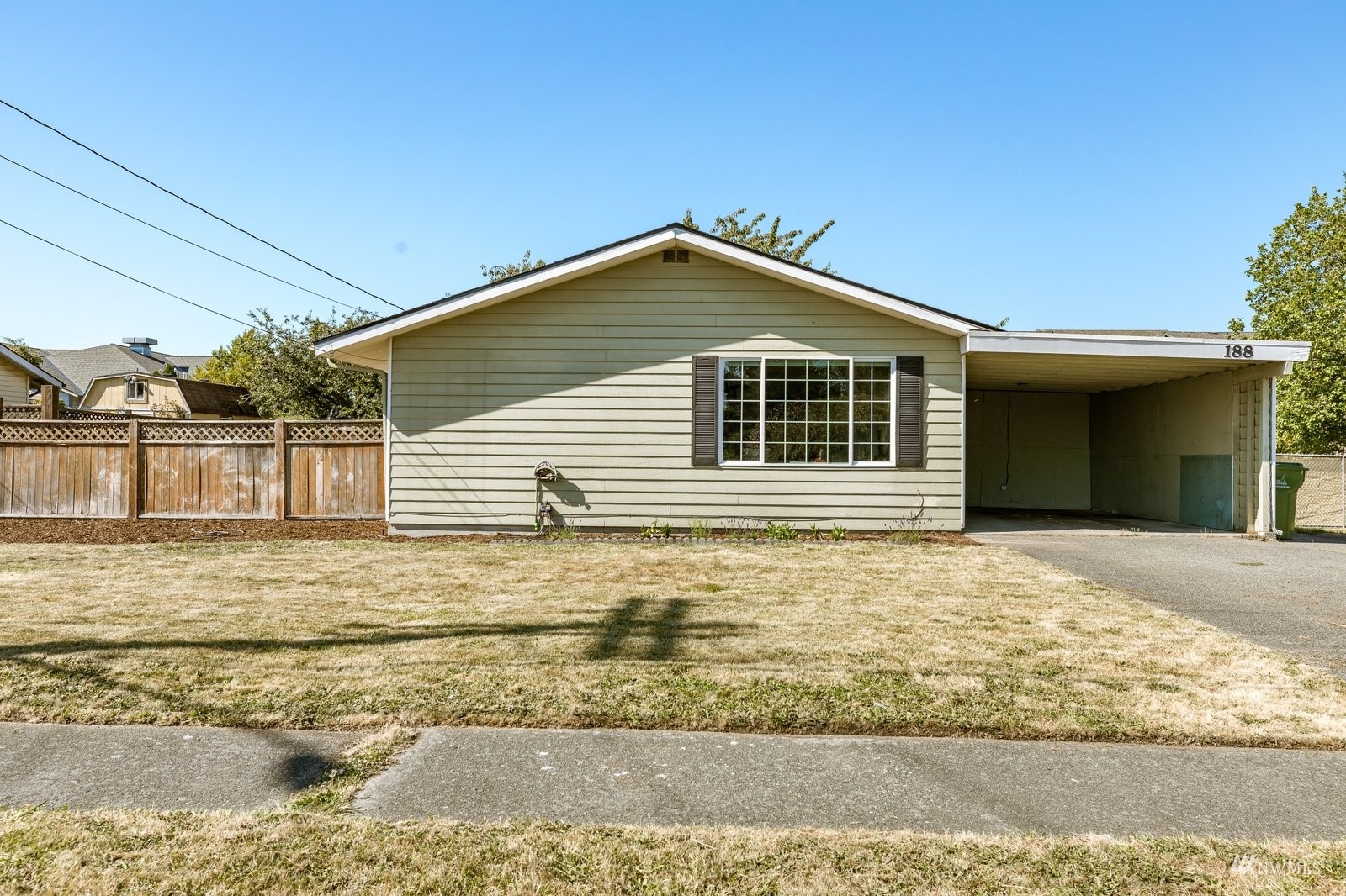 Property Photo:  188 SW 8th Avenue  WA 98277 