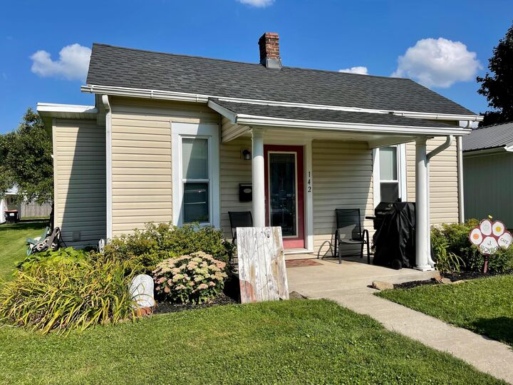 142 S 32nd Street  Newark OH 43055 photo