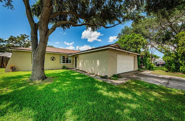 Property Photo: 9070 Bryan Dairy Road FL 33777