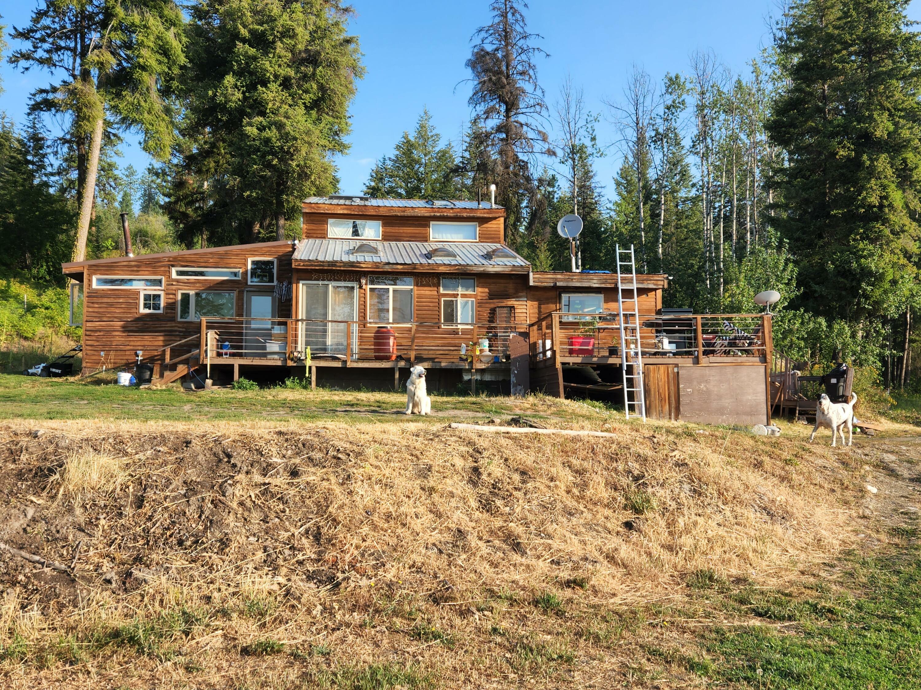 Property Photo:  48 Jacknife Cutoff Rd  WA 99141 