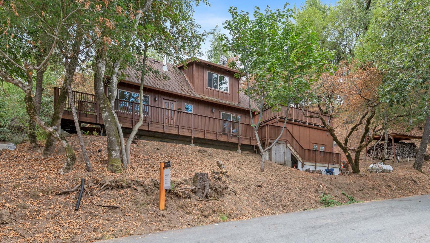 Property Photo:  24877 Skyland Road  CA 95033 