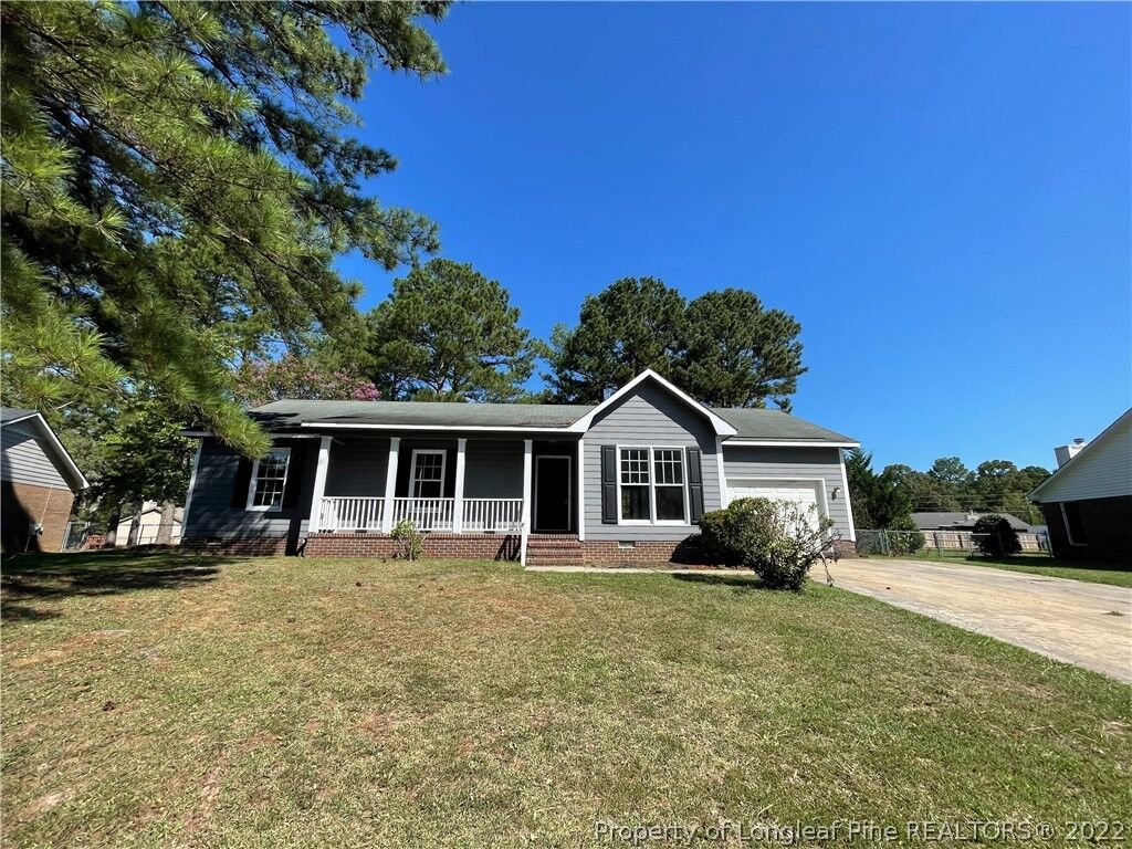 Property Photo:  1117 Butterwood Circle  NC 28314 