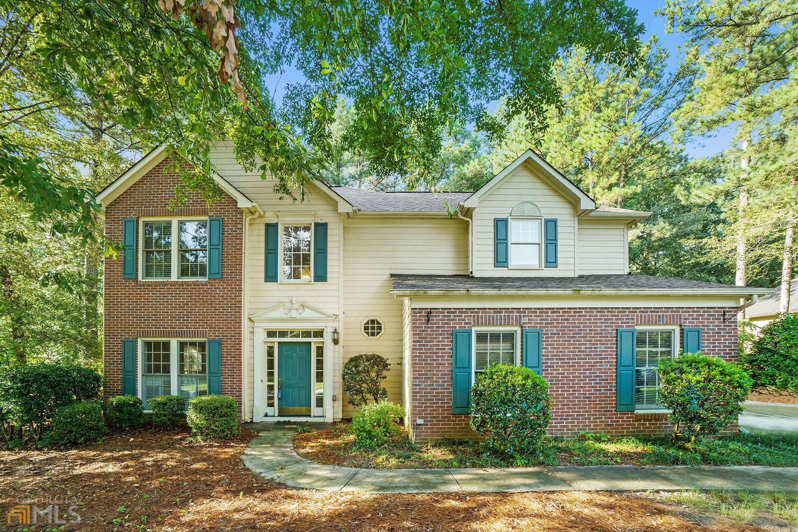 Property Photo:  6620 Fairgreen Drive  GA 30024 
