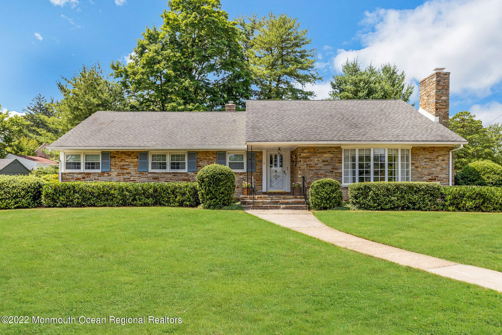 Property Photo: 21 Woodhampton Drive NJ 08638