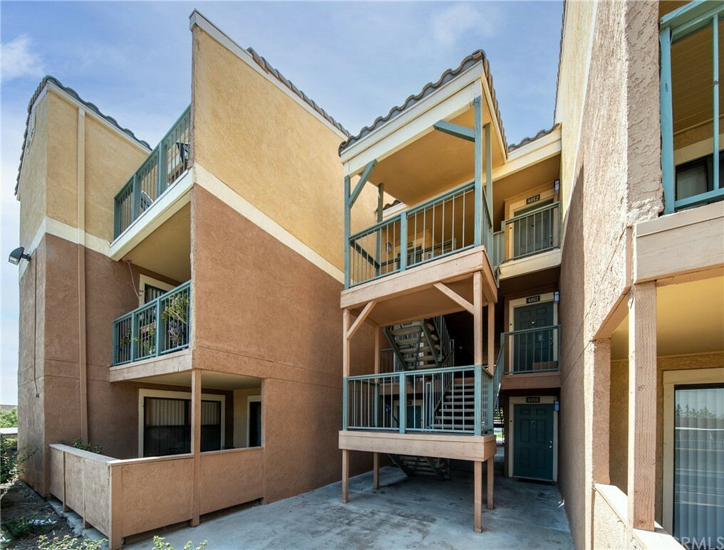 Property Photo:  10655 Lemon Avenue 4008  CA 91737 