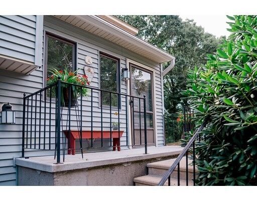 Property Photo:  7 Nottingham Rd 7  MA 01519 