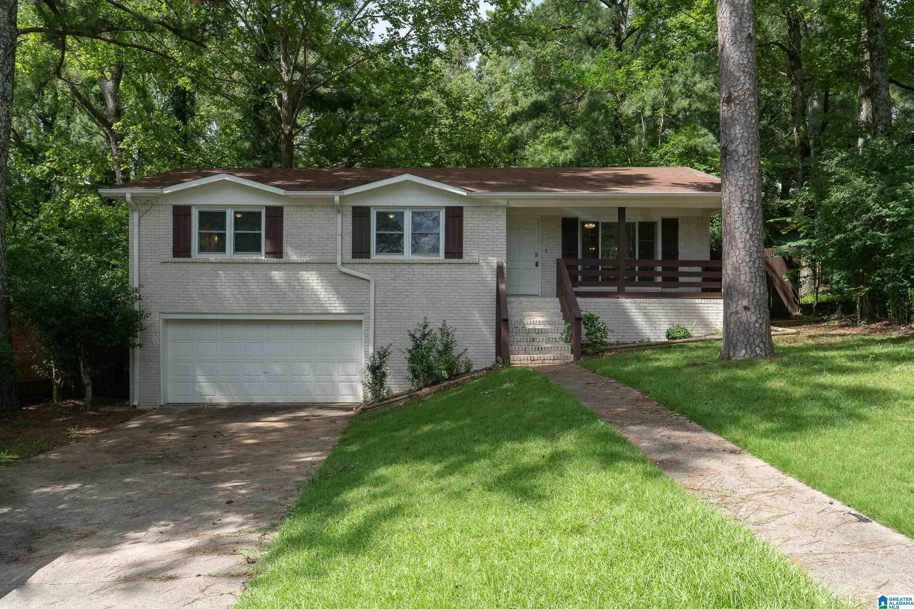 Property Photo:  2516 Martin Road  AL 35235 