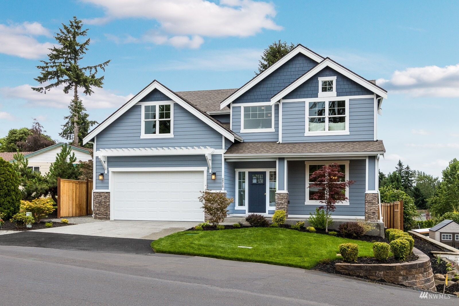 Property Photo:  2515 NE 5th Place  WA 98056 