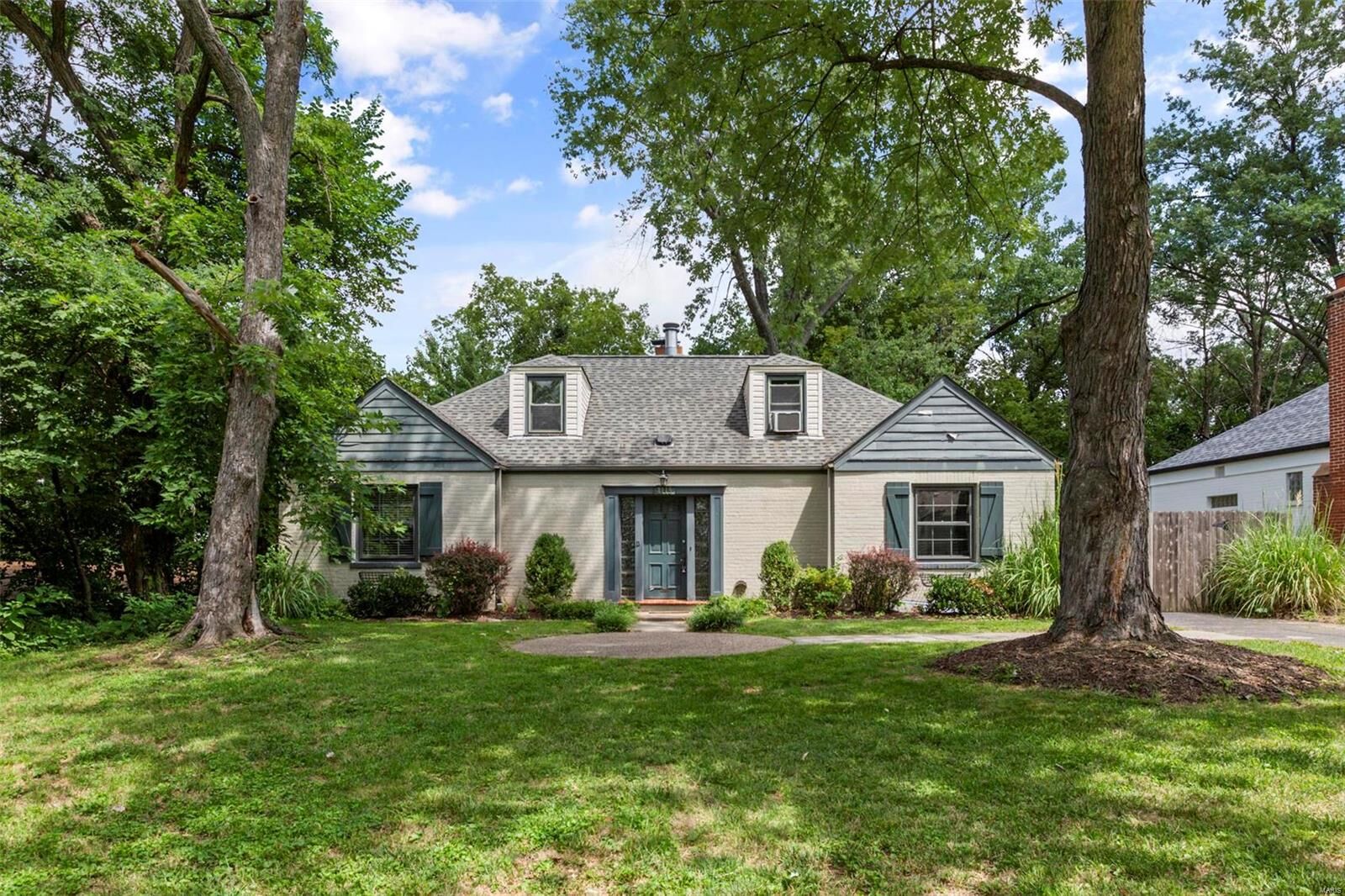 Property Photo: 1115 Grandview Drive MO 63122