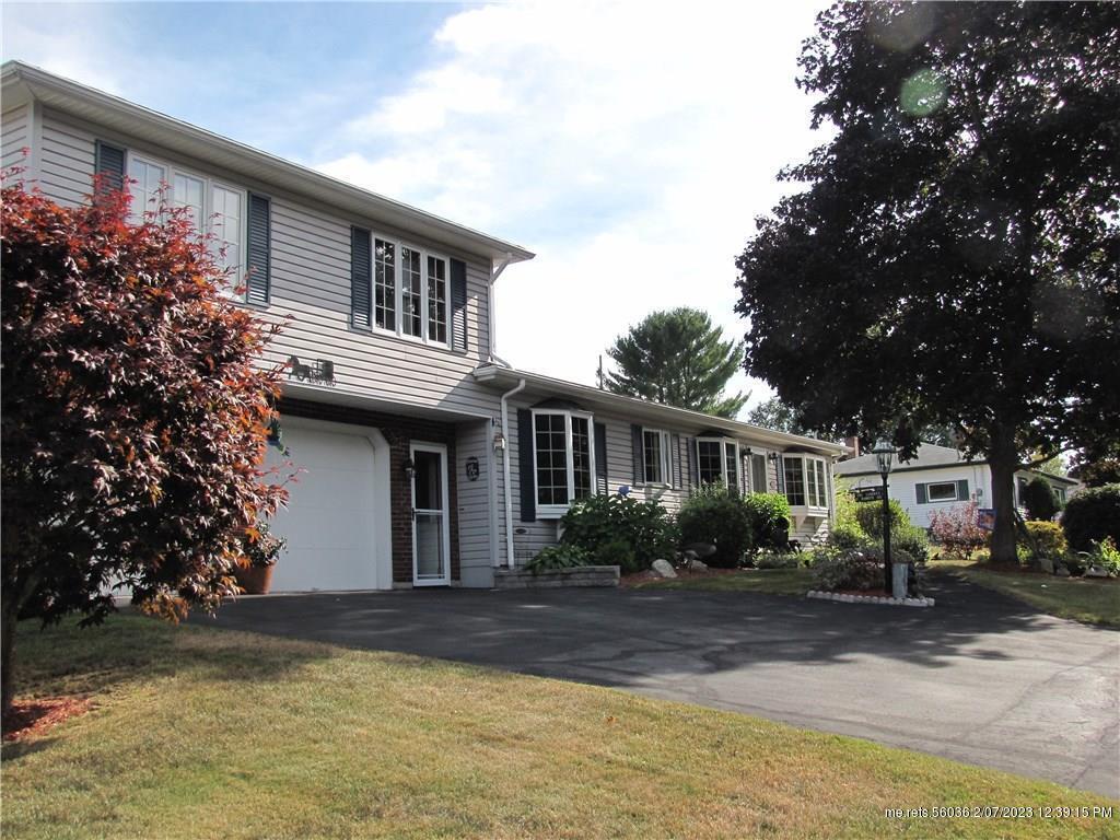 Property Photo:  17 Jeannette Avenue  ME 04240 