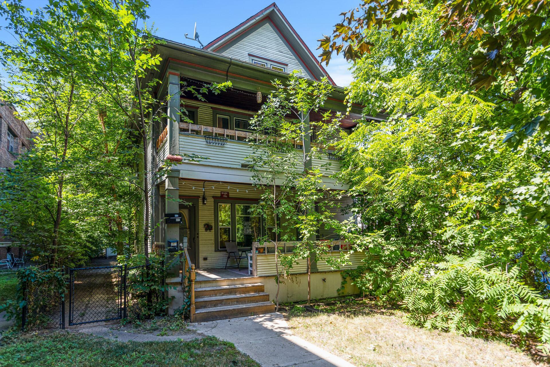 Property Photo:  3512 Nicollet Avenue  MN 55408 