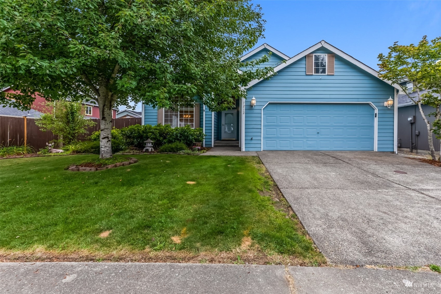 Property Photo:  7212 205th Avenue E  WA 98391 