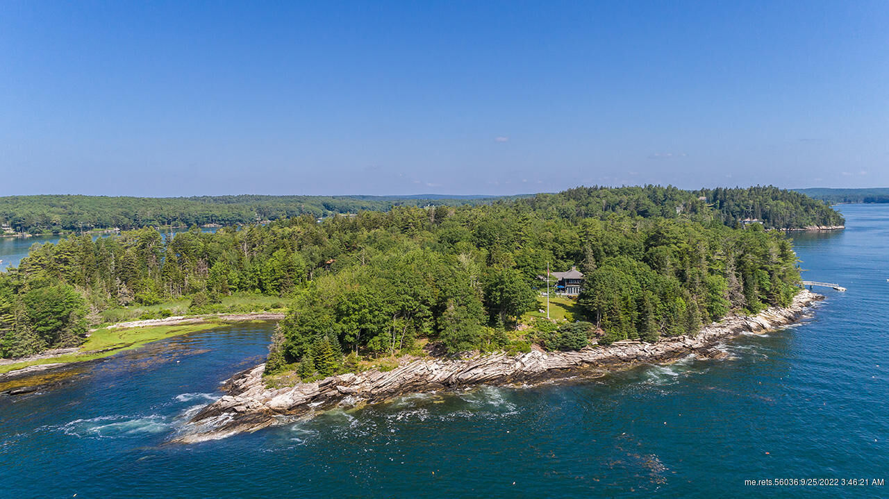 Property Photo: 17 & 31 Treasure Point Road ME 04568