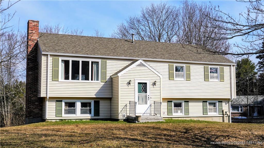 Property Photo: 20 Thomas Drive ME 04074