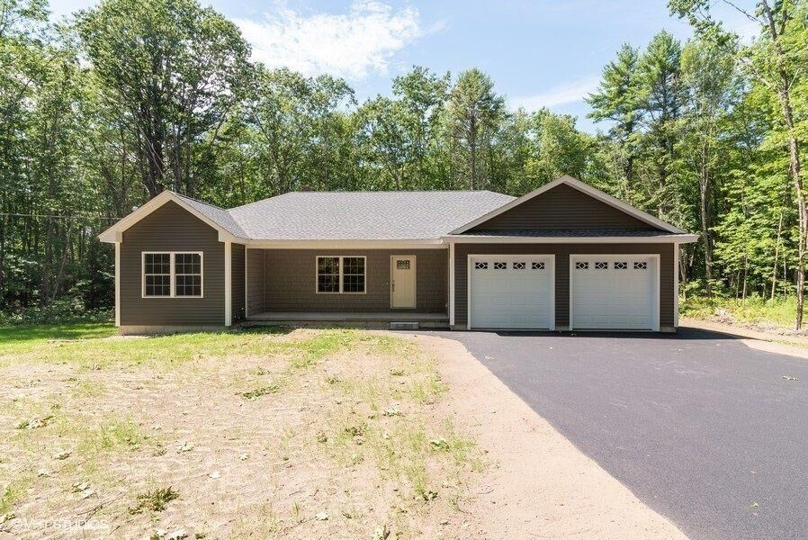 Property Photo: 110 Whitten Road ME 04043