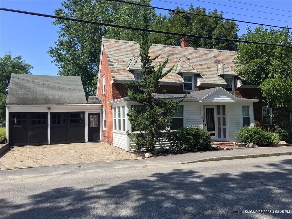 Property Photo:  1174 High Street  ME 04530 