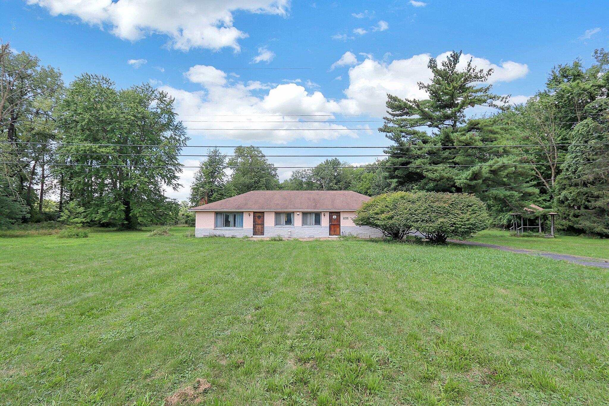 Property Photo: 2753 S Cassady Avenue OH 43207
