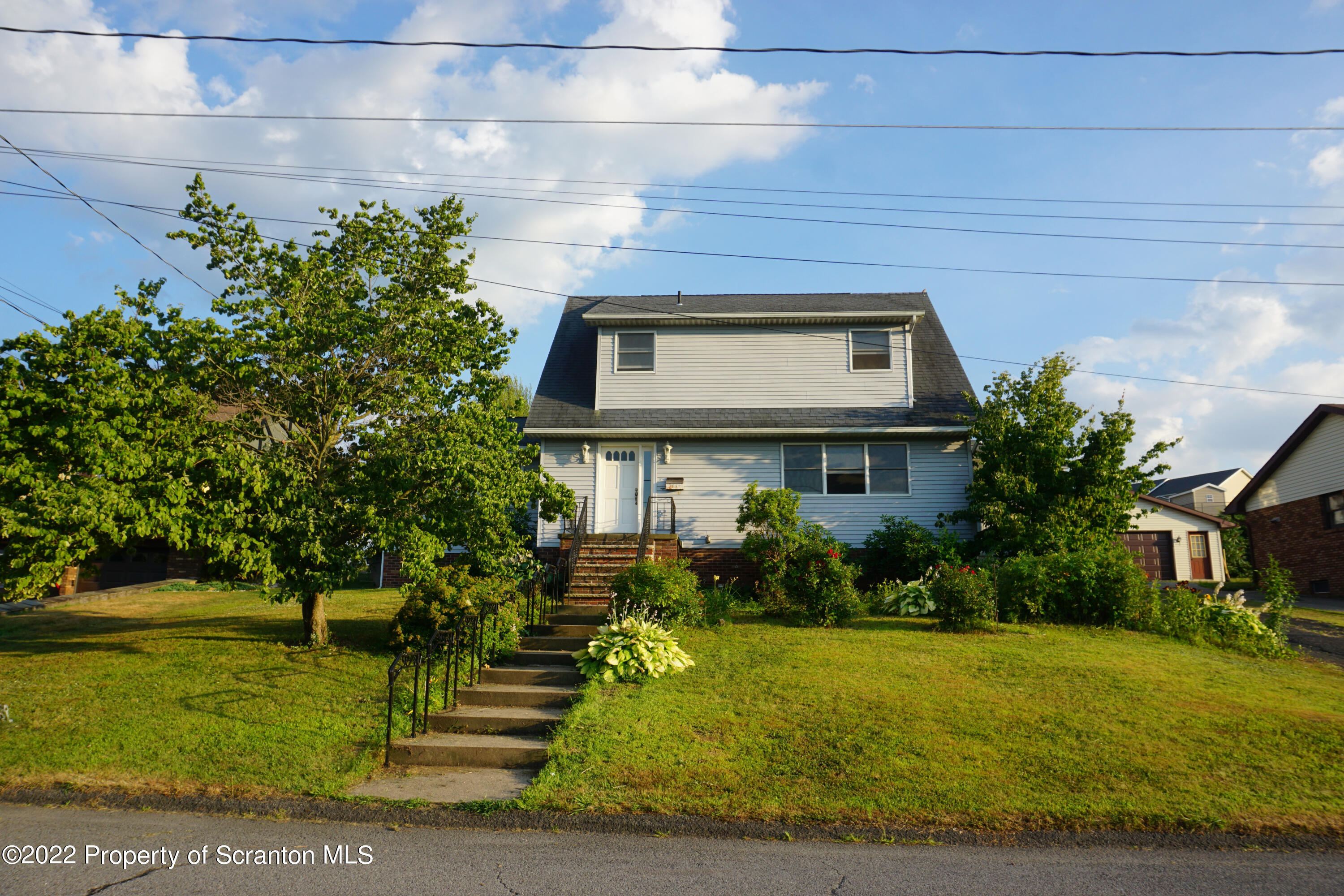 Property Photo: 80 W Palm Street PA 18447