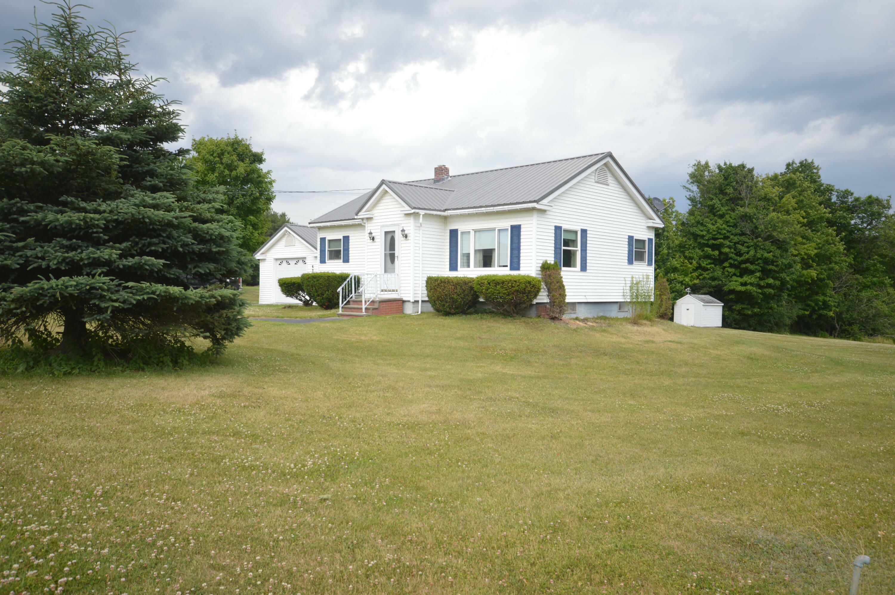 Property Photo:  947 Pushaw Road  ME 04401 