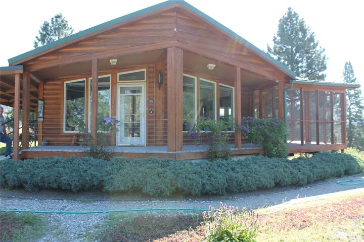 Property Photo:  32 E Sourdough Road  WA 98855 