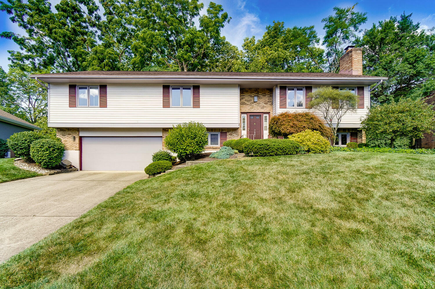 Property Photo:  7661 Turtle Creek Drive  OH 45414 
